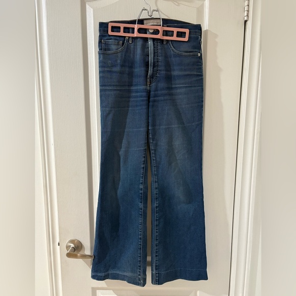Everlane Denim - Everlane High Rise Flare Jeans (27 waist; 28 length)